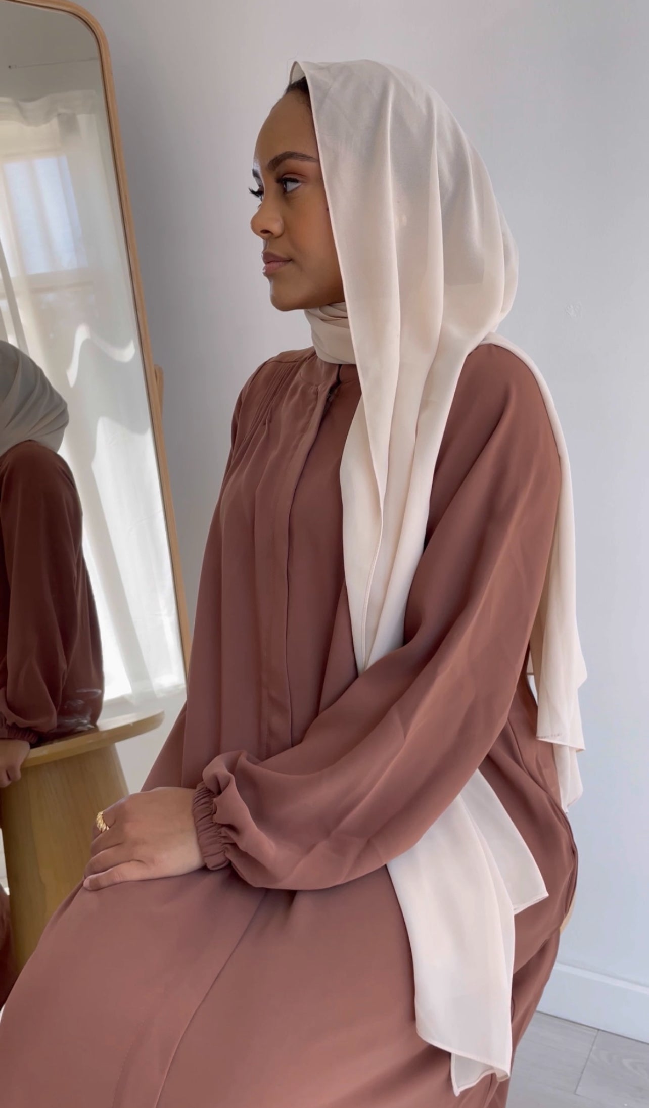 Basic Pocket Abaya - Sienna