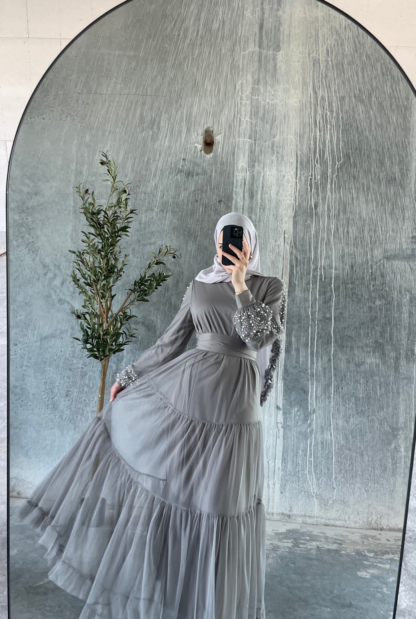 Queen of Gems - Grey
