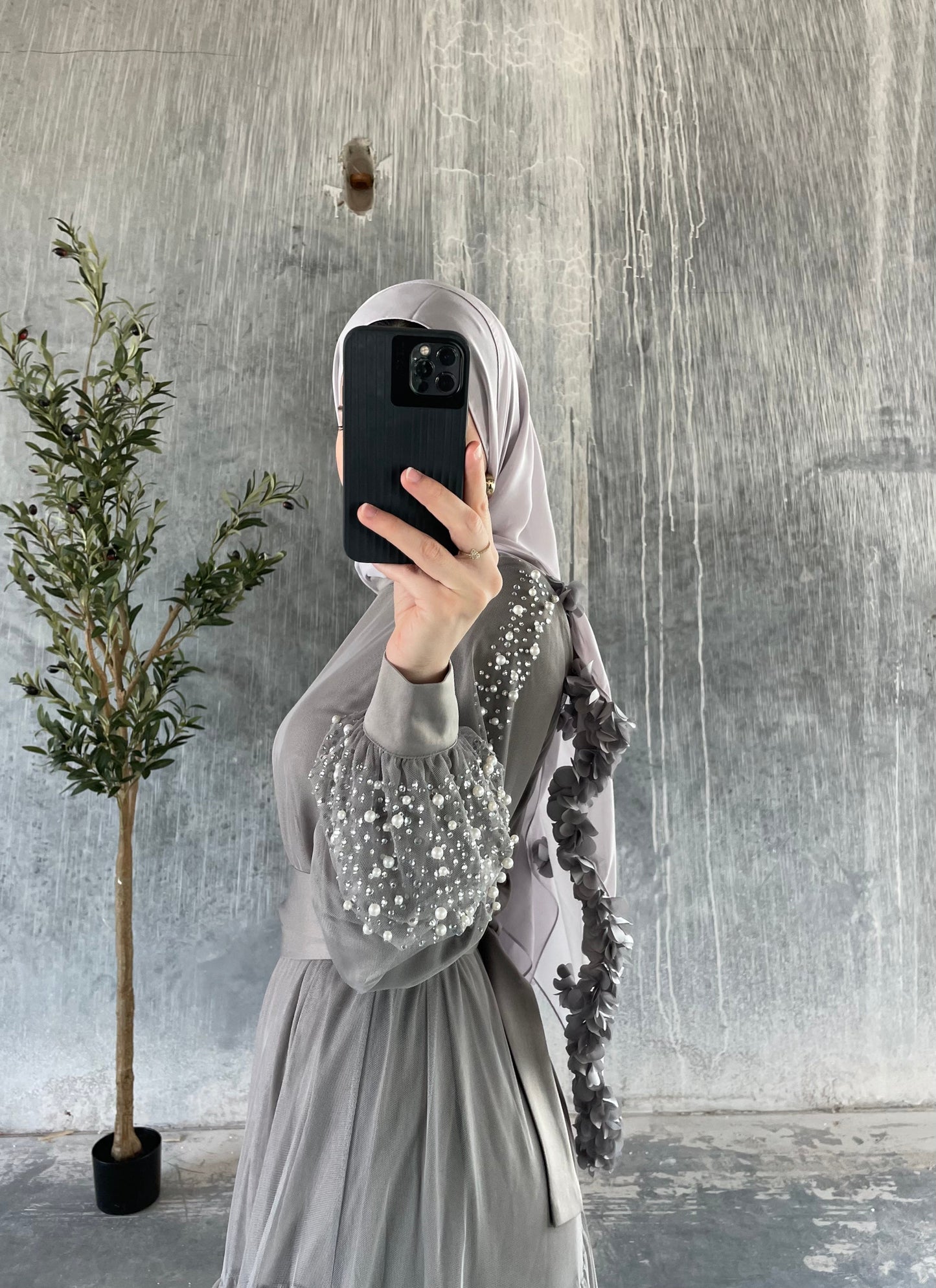 Queen of Gems - Grey
