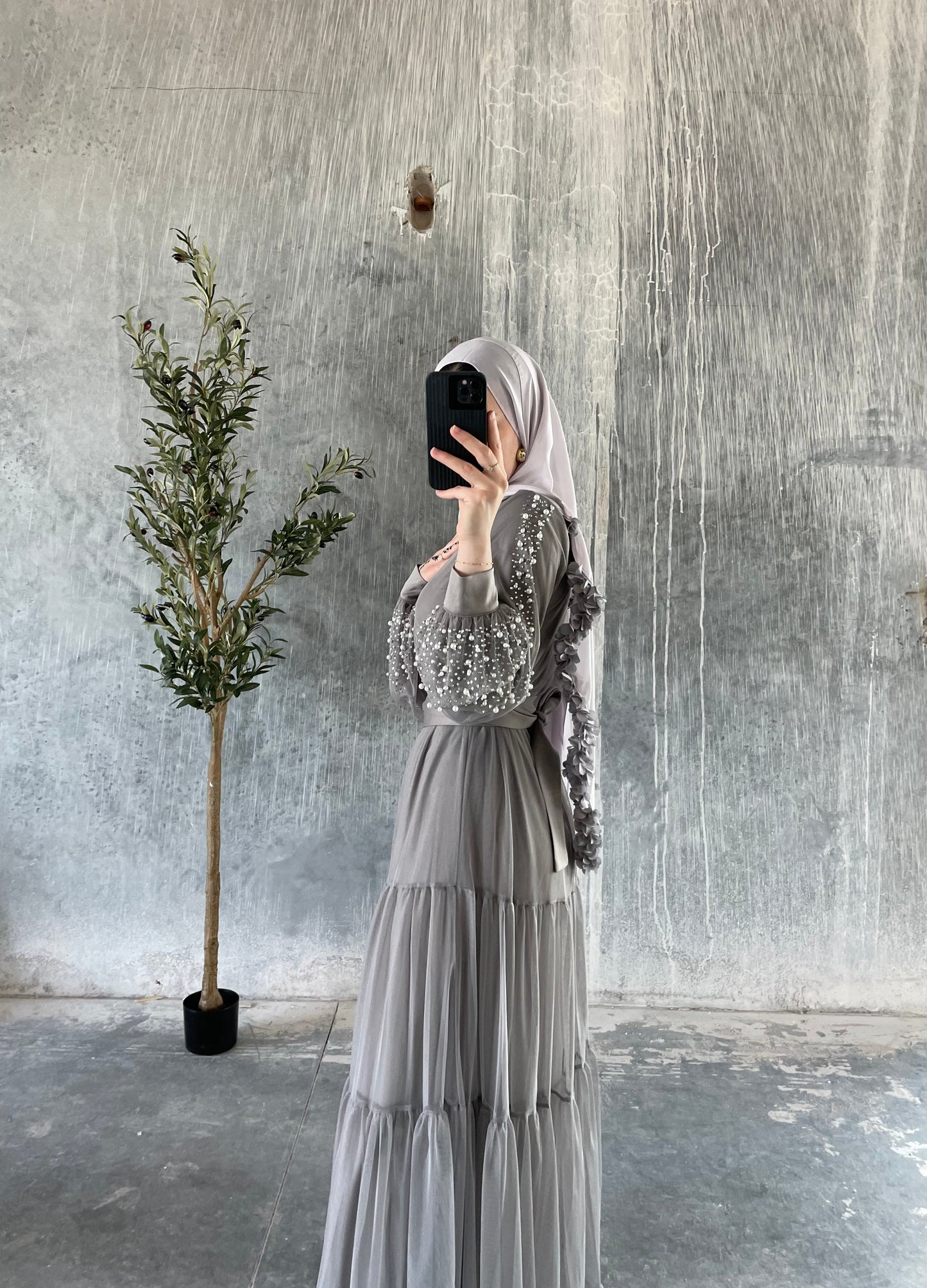 Queen of Gems - Grey