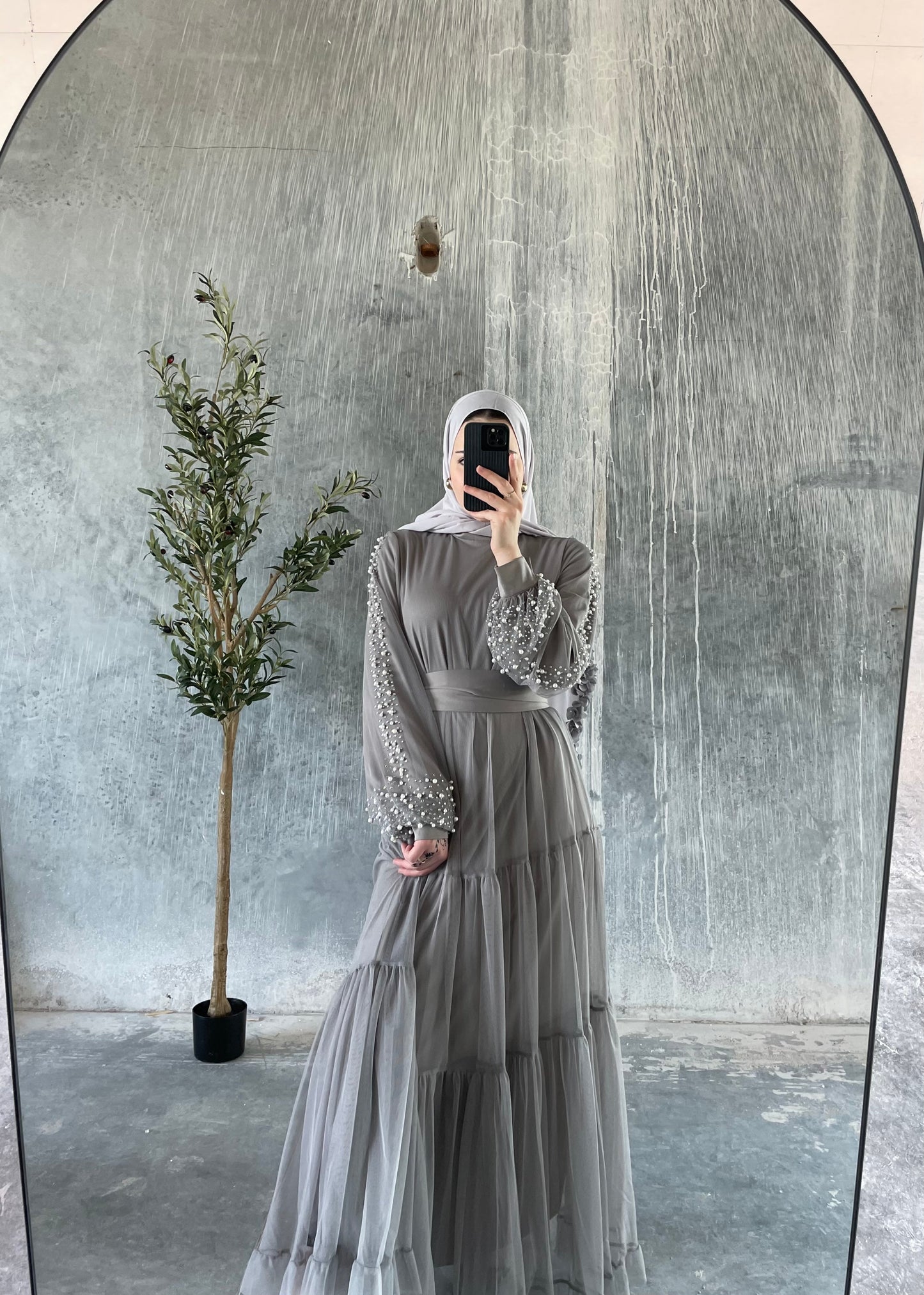 Queen of Gems - Grey