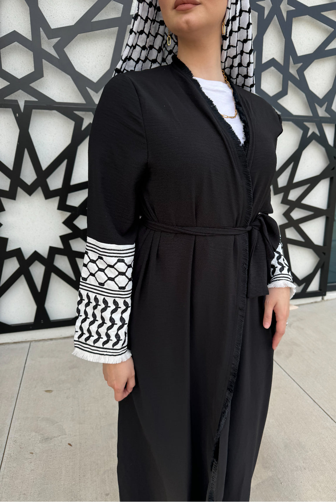 Keffiyeh Abaya - Black