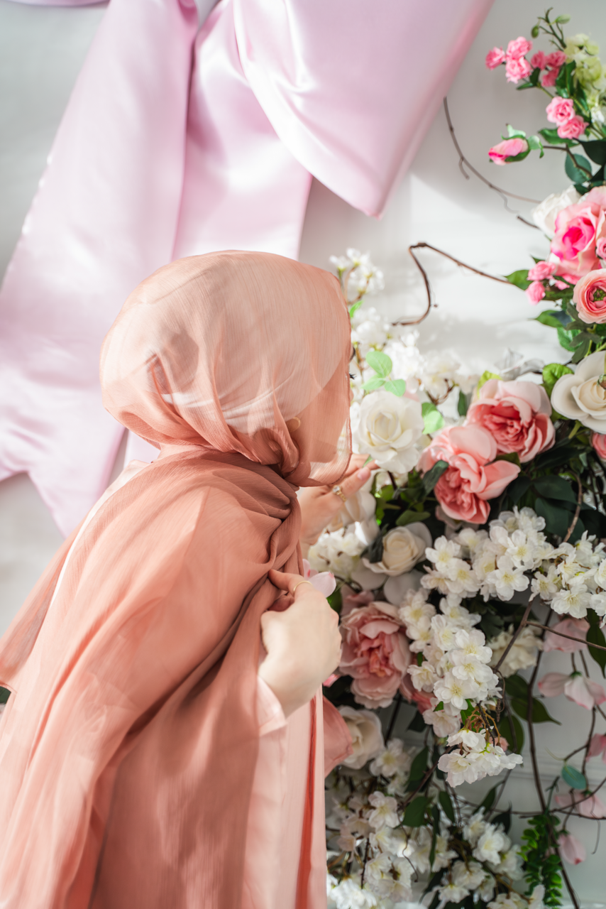 Metallic Open Abaya - Pink