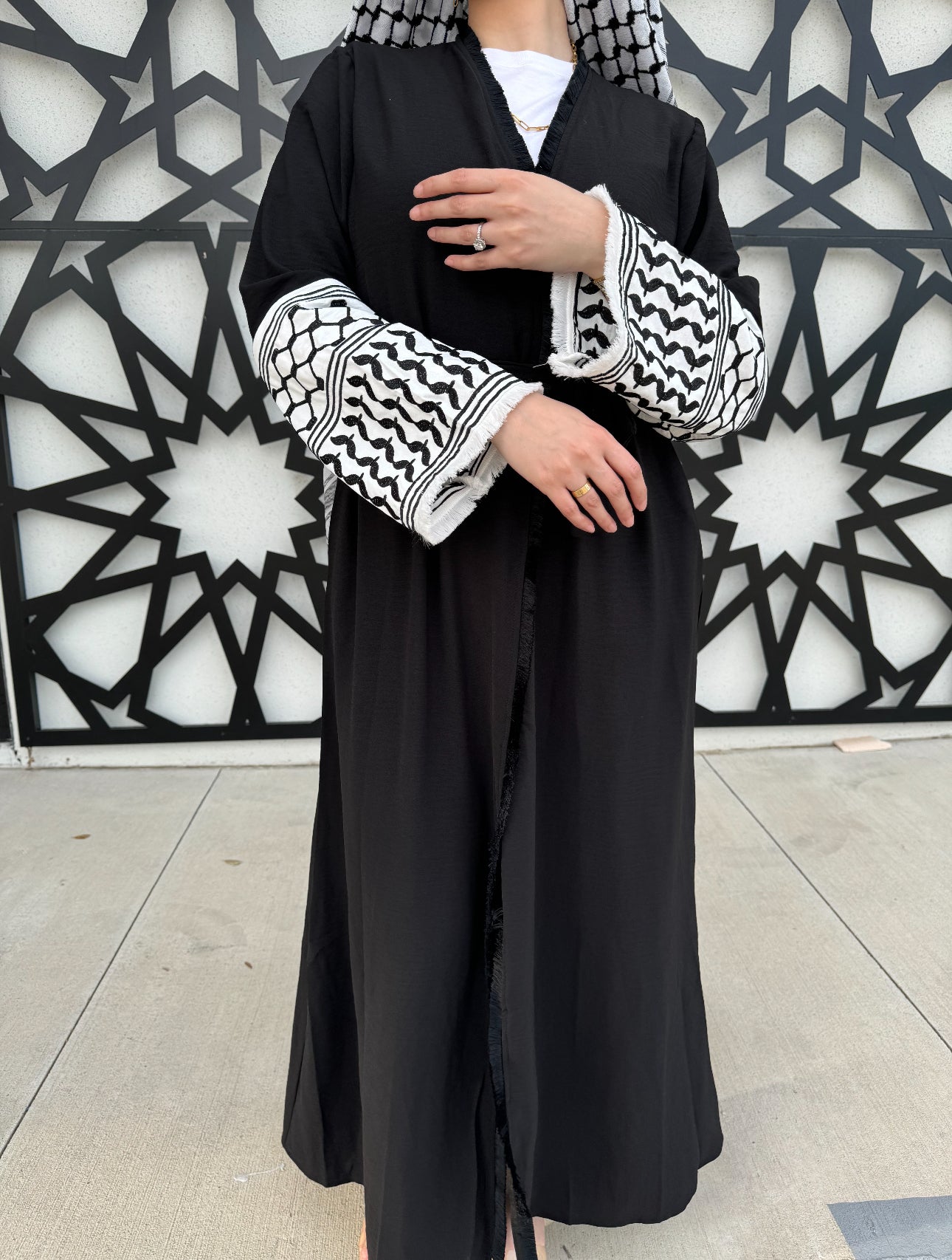 Keffiyeh Abaya - Black