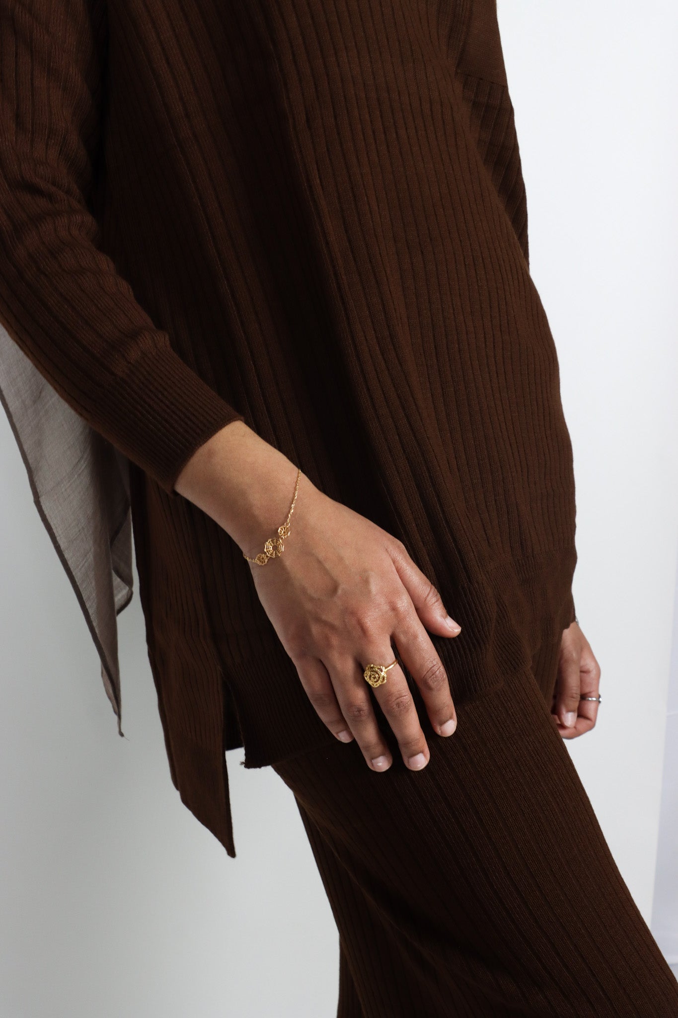 Front Pocket Knit Set - Brown