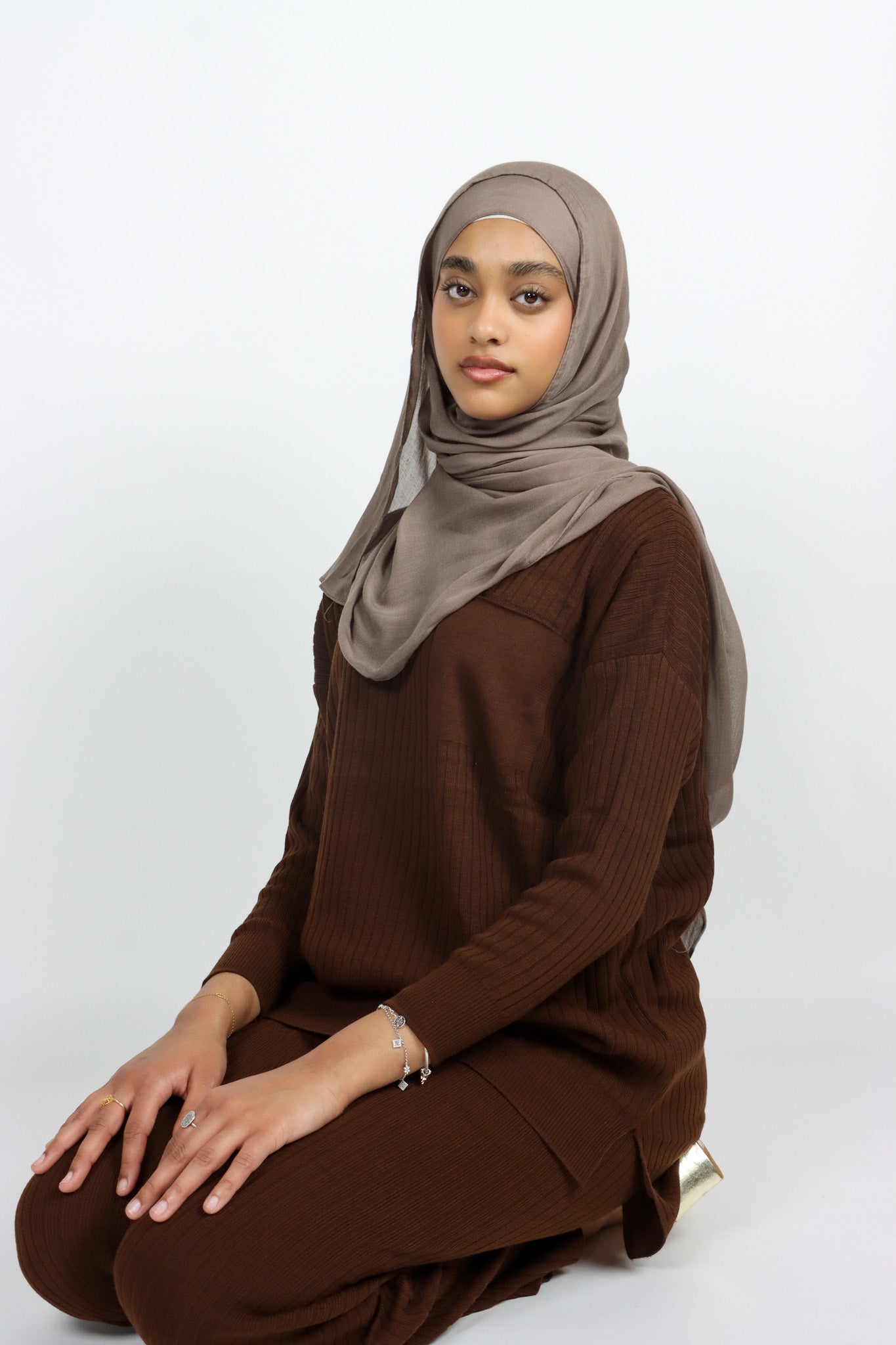 Front Pocket Knit Set - Brown