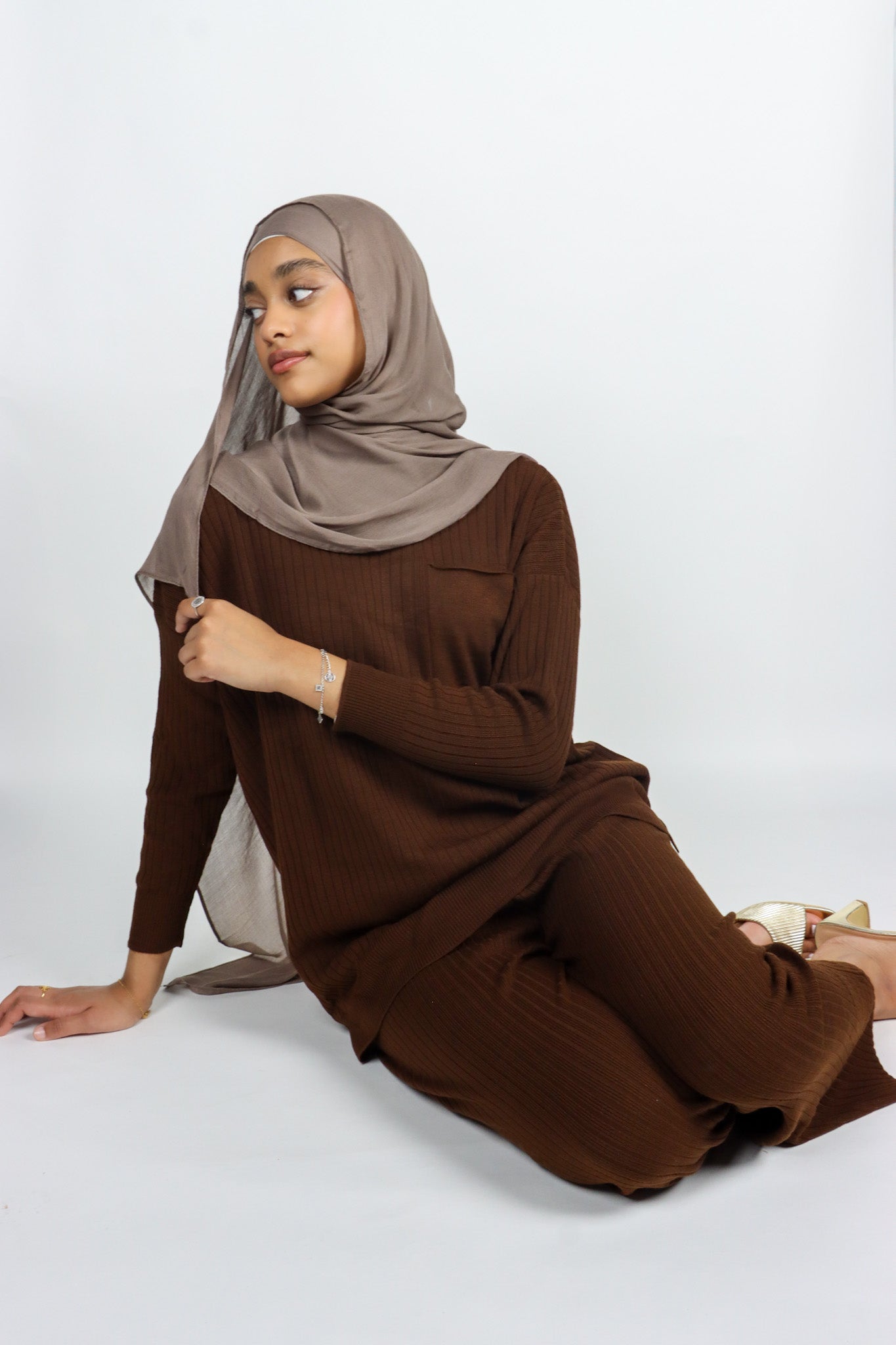 Front Pocket Knit Set - Brown