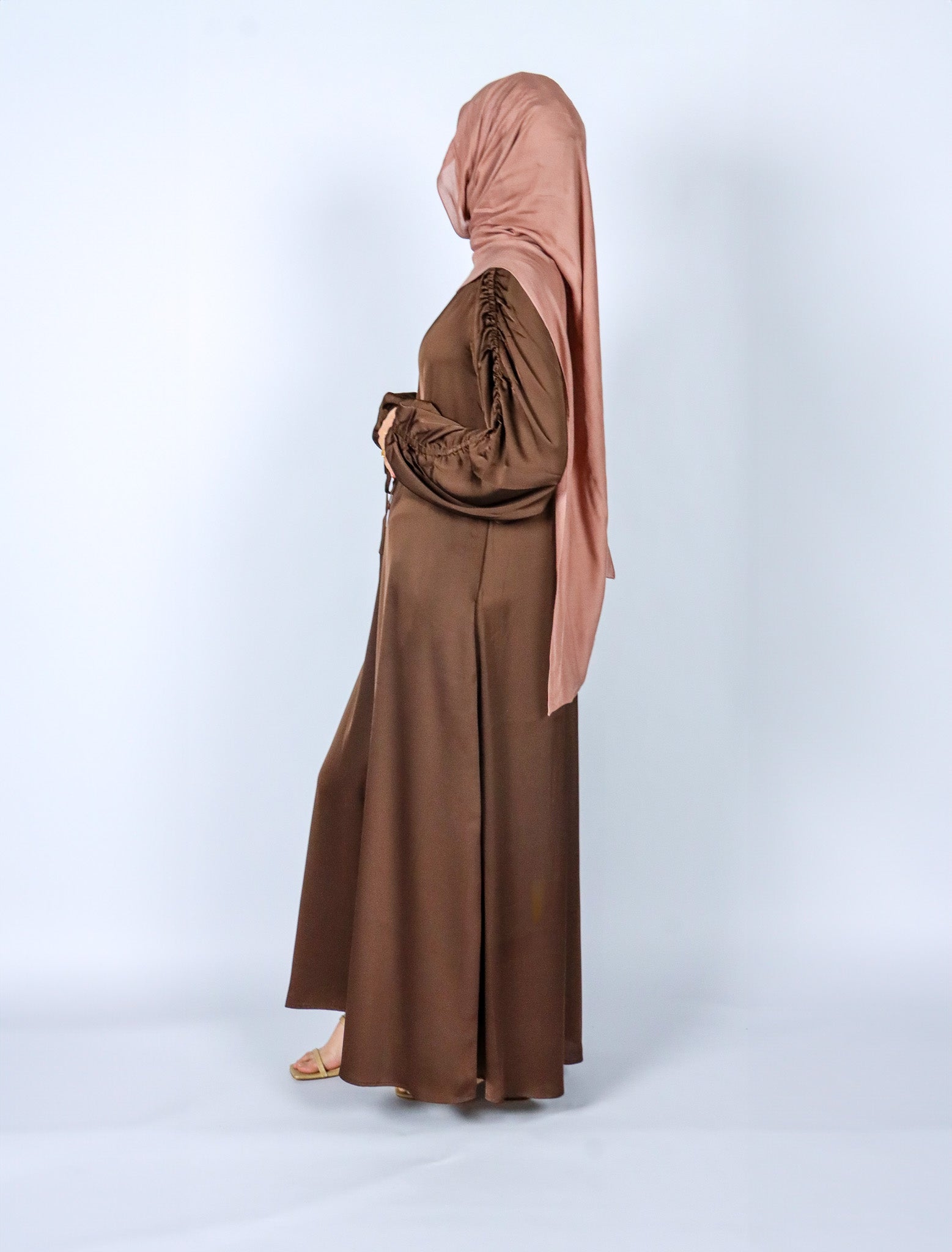 Ruched Sleeve Abaya - Mocha