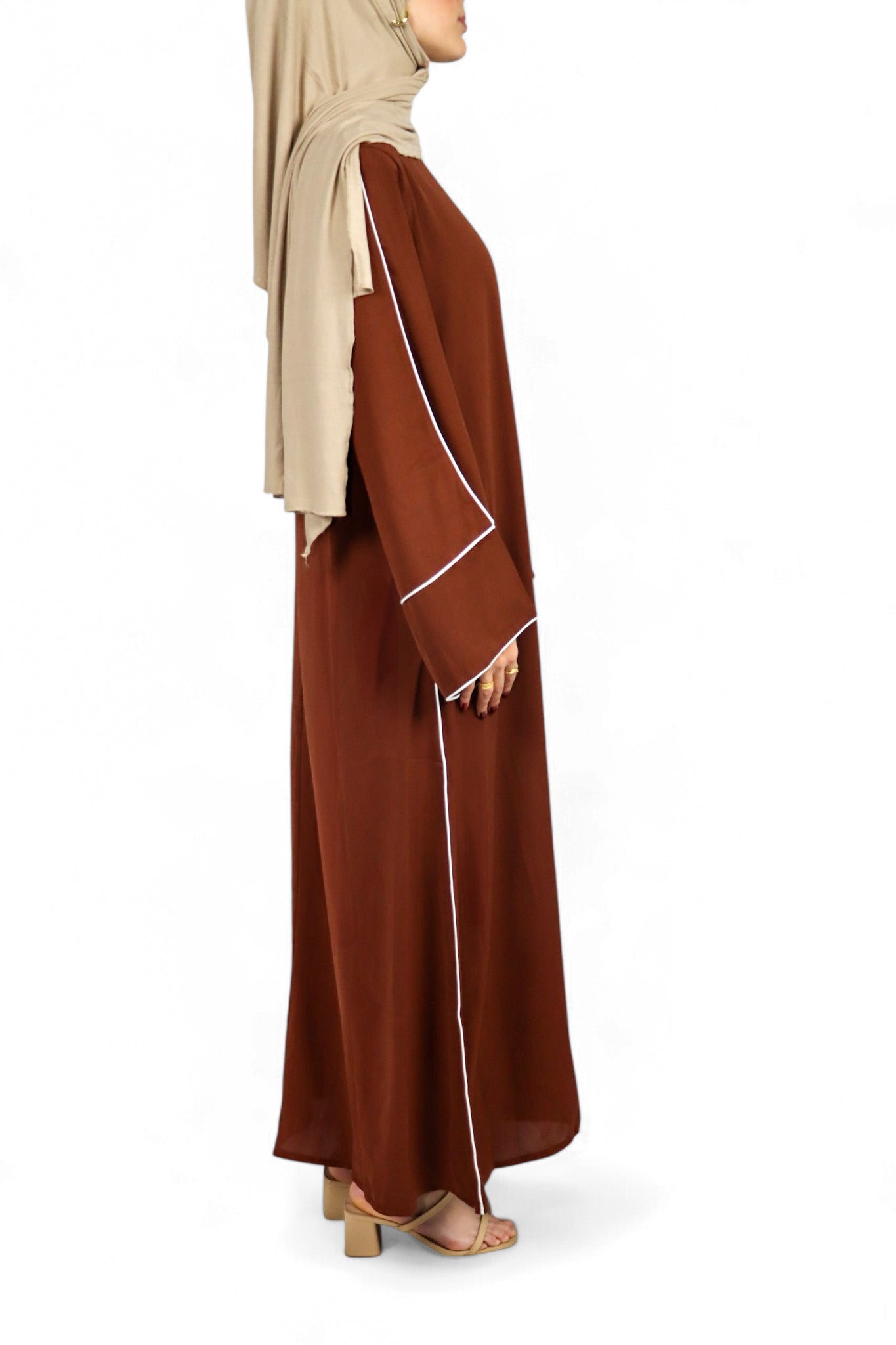 Outline Abaya - Coffee